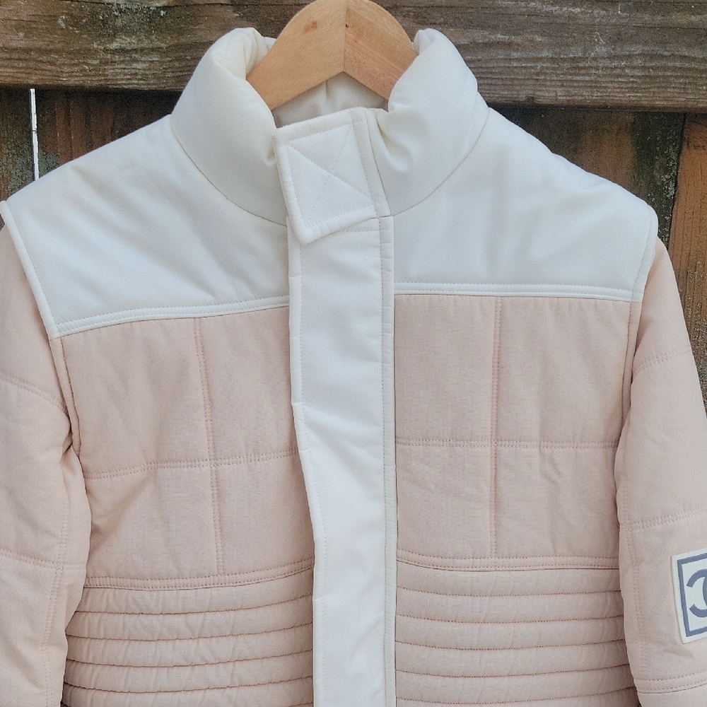 Authentic Vintage Chanel Quilted Two-Tone Ski Jacket Euro size 38 - Picture 5 of 16